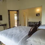 The Foothills - A Boutique Hotel